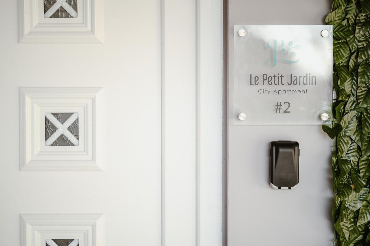 Apartamento Le Petit Jardin #2 Volos Exterior foto